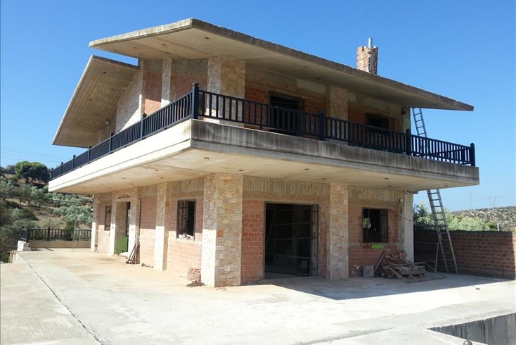 Realty photo 2