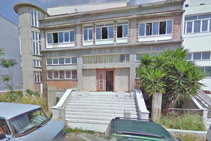 Realty photo 1