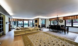فيلا 750 m² في  تسالونيكي