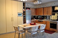 Property 13822 photo 2