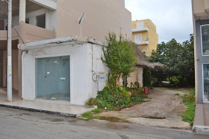 Realty photo 2