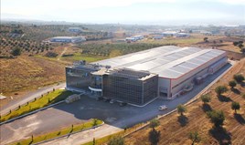 Бизнес 10250 m² в Атика