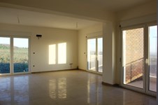 Property 13960 photo 2