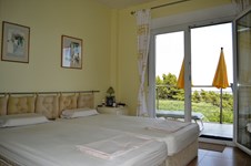 Property 140 photo 16