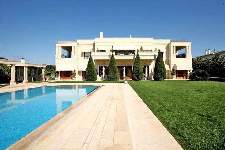 Realty photo 1