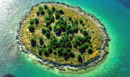 Island in central Greece