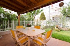 Property 14090 photo 2