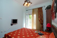 Property 14090 photo 20