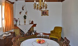 Kuća 90 m² na Atici