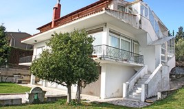 առանձնատուն 380 m² Սալոնիկում