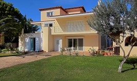Kuća 290 m² na Atici