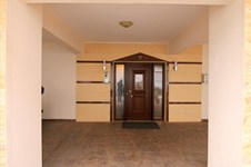 Property 14735 photo 2