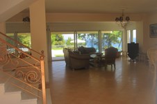 Property 150 photo 6