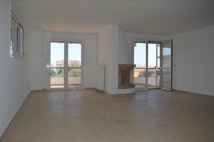 Realty photo 3