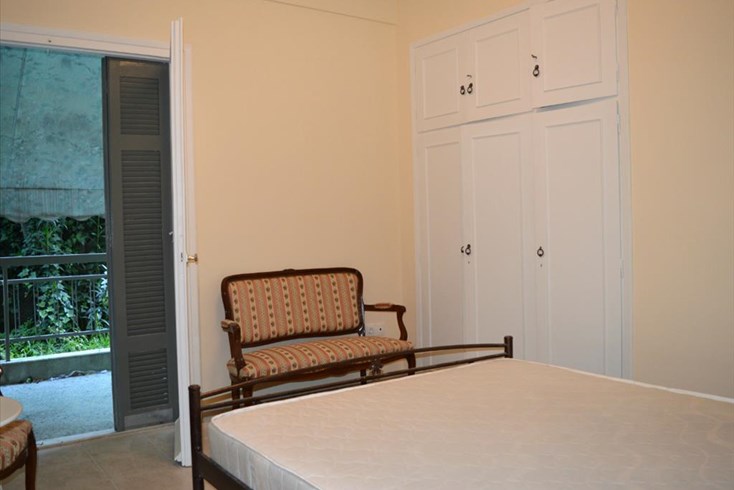 Realty photo 3