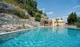 Villa 975 m² auf Korfu