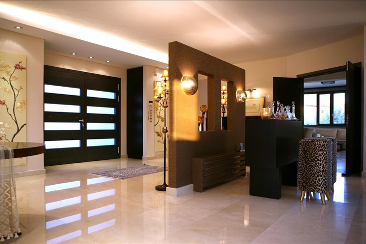 Realty photo 3