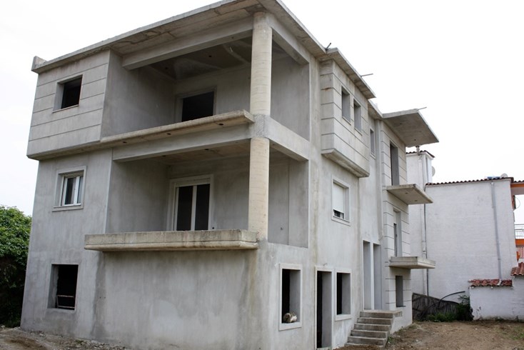 Realty photo 1