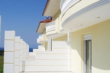 Property 166 photo 4