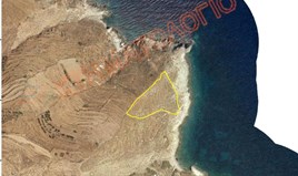 Land 13736 m² in Cyclades