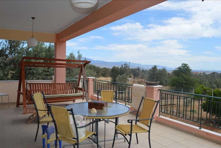 Realty photo 1