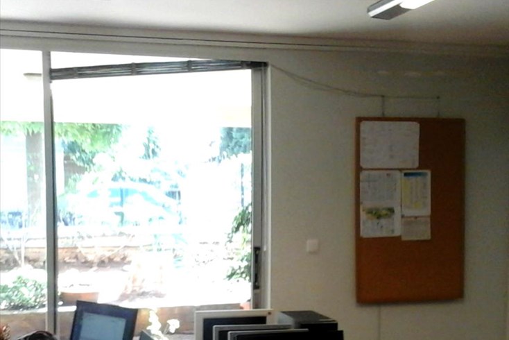 Realty photo 2