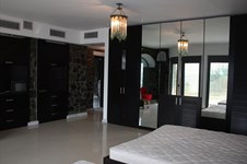 Property 172 photo 23