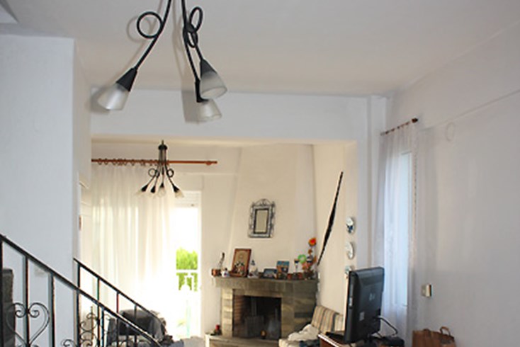 Realty photo 3