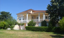 Kuća 320 m² u Atini