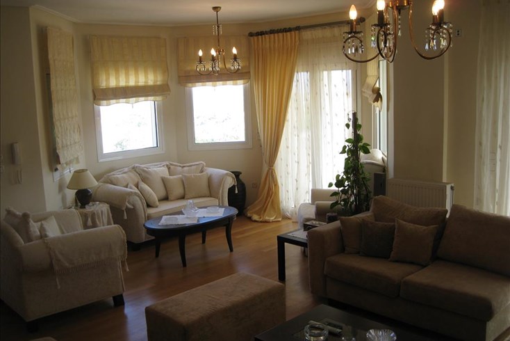 Realty photo 3