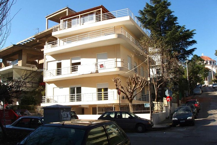 Realty photo 2