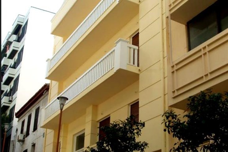 Realty photo 3