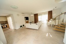 Property 19777 photo 2