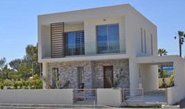 Willa 188 m² w Larnace
