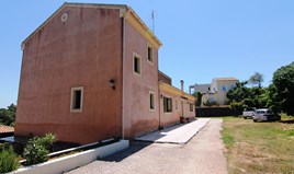 Къща 270 m² на о-в Корфу
