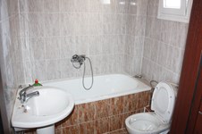 Property 1990 photo 7