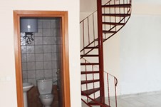 Property 200 photo 4