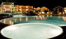 Hotel 3895 m² an der Olympischen-Riviera