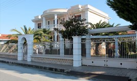 Villa 300 m² an der Olympischen-Riviera