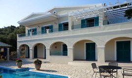 Villa 303 m² auf Korfu