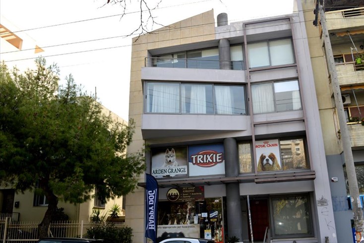 Realty photo 1