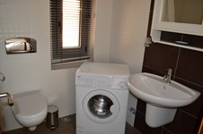Property 223 photo 16