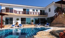 Villa 500 m² in Paphos