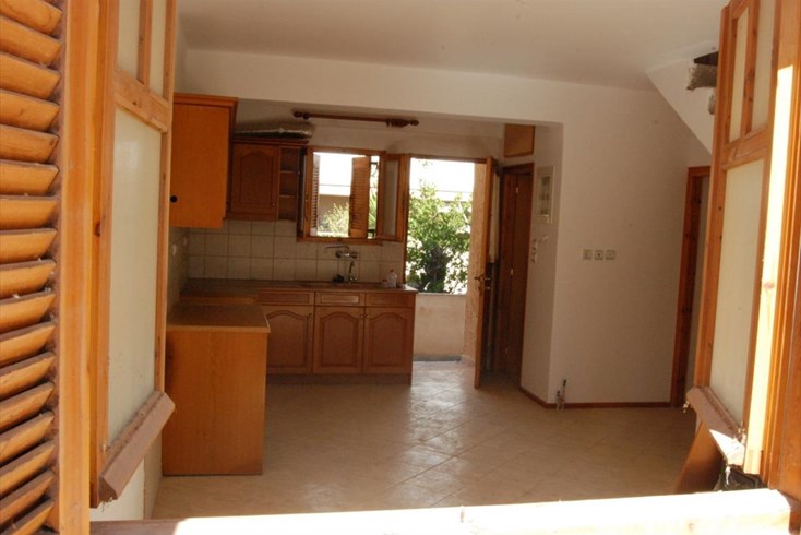 Realty photo 2