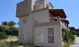 بيت صغير 228 m² في جزيرة كريت
