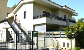 بيت مستقل 220 m² في أتيكا