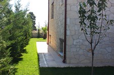 Property 241 photo 4