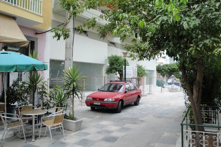 Realty photo 1