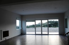 Property 242 photo 4