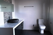 Property 242 photo 11